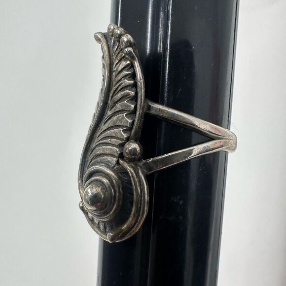 Sold - Picture 4 of 7